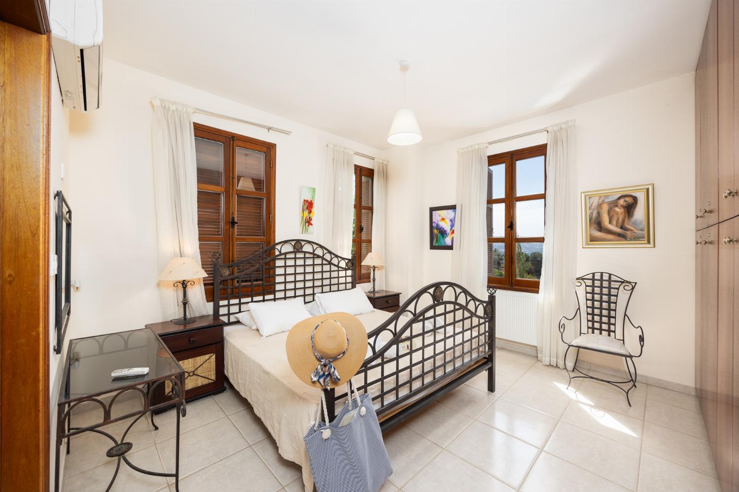 Villa Irene Palace Пафос Экстерьер фото